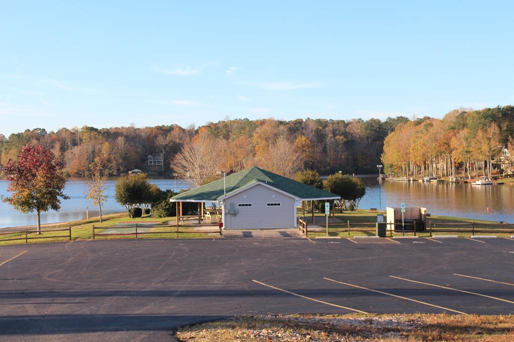 homes for sale in holly springs nc area